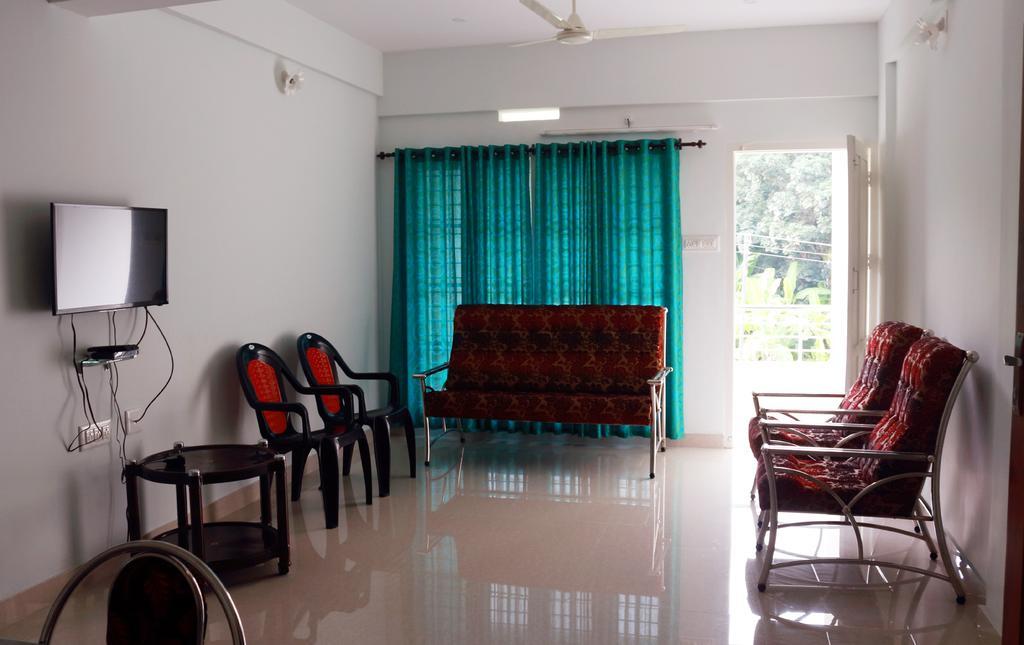 En Jays Residency Apartamento Kottayam Exterior foto