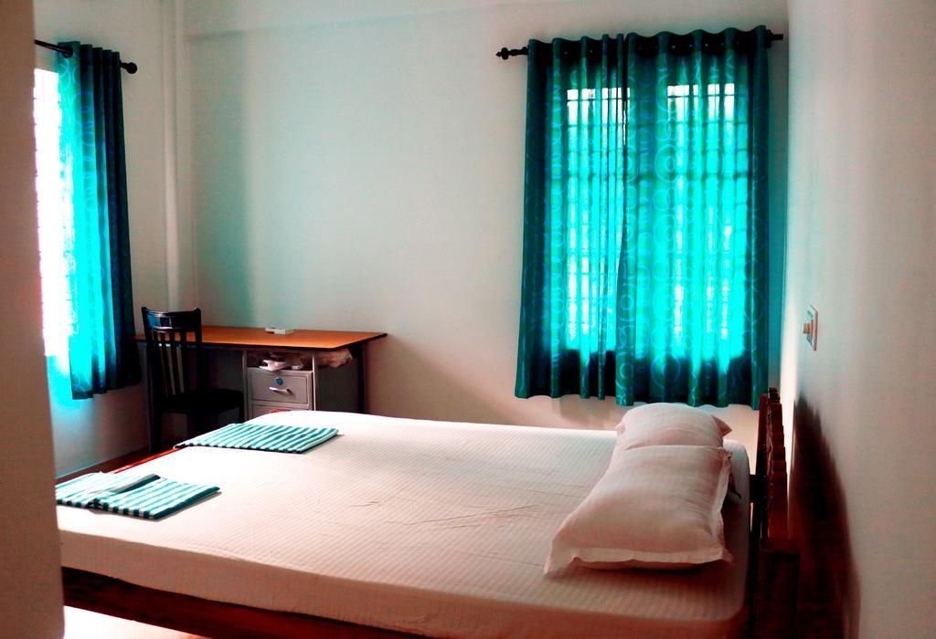 En Jays Residency Apartamento Kottayam Exterior foto